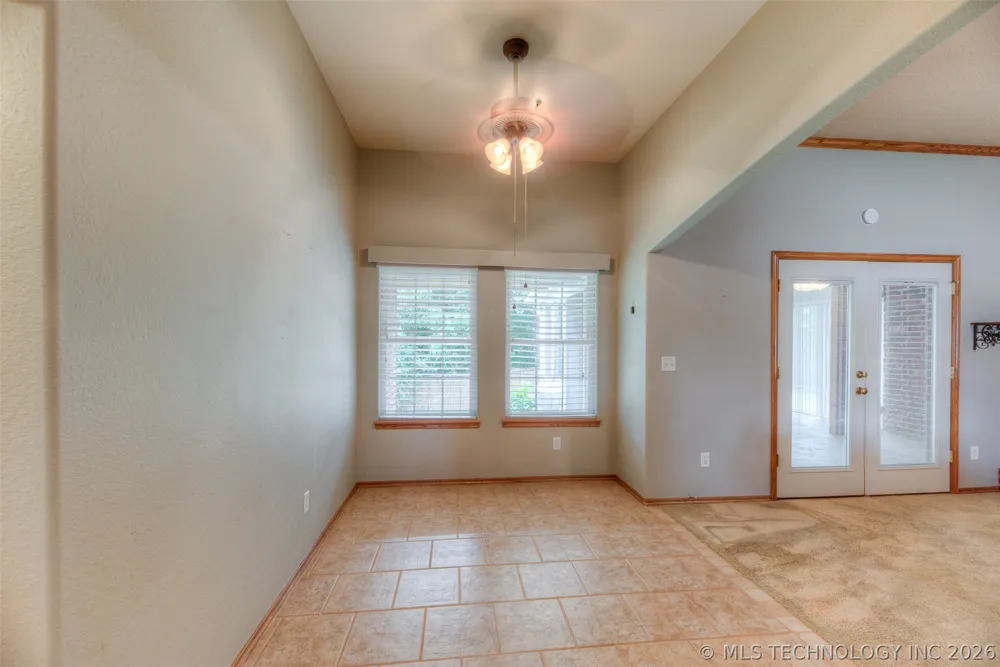 26382 E 111th Court Coweta, OK 74429
