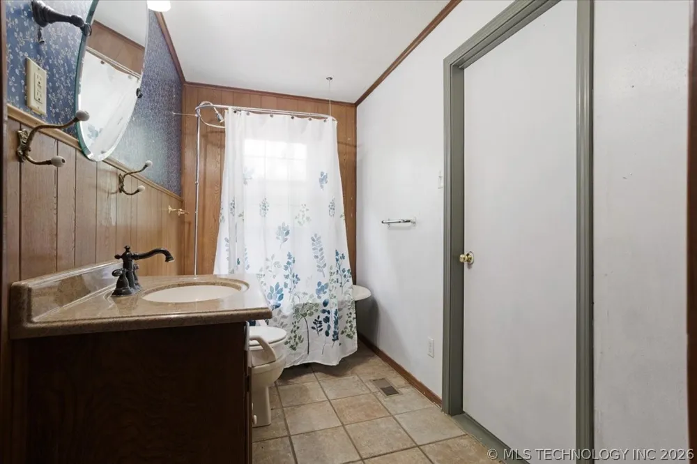 1103 5th Durant, OK 74701