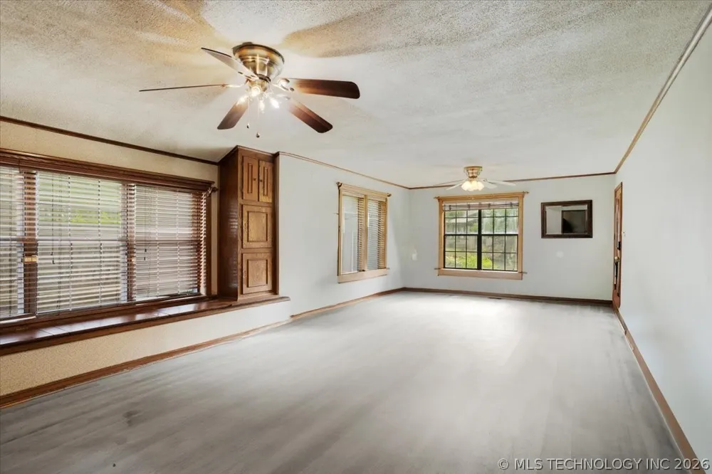 1103 5th Durant, OK 74701