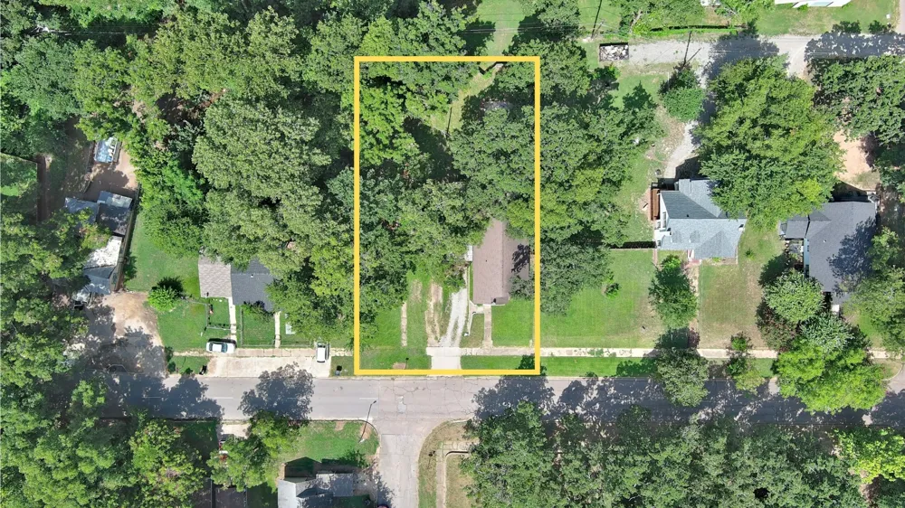 1103 5th Durant, OK 74701