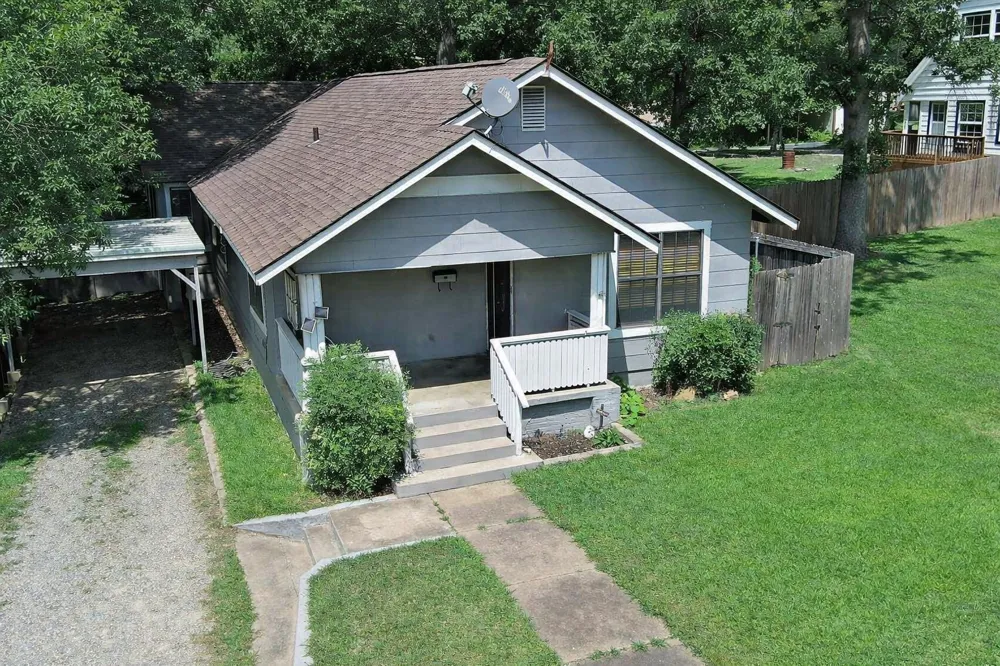 1103 5th Durant, OK 74701