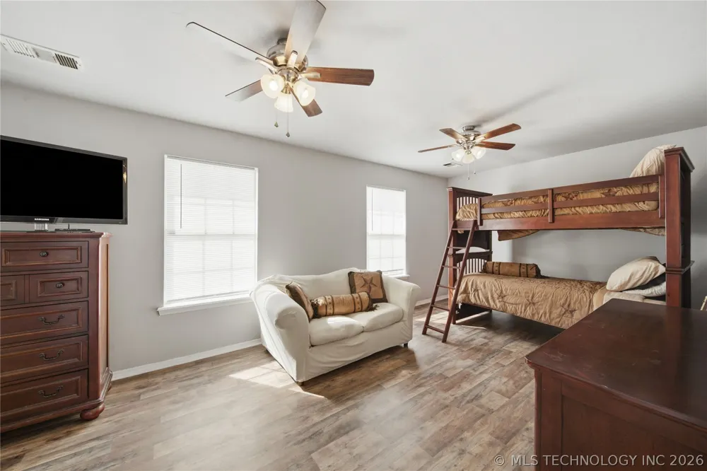 17817 Louisville Avenue Skiatook, OK 74070