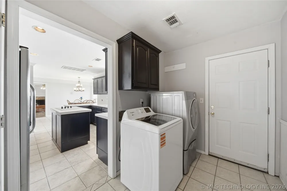 17817 Louisville Avenue Skiatook, OK 74070