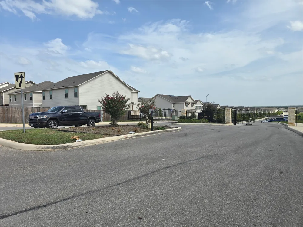 7520 Magnolia Village Village #101 San Antonio, TX 78252