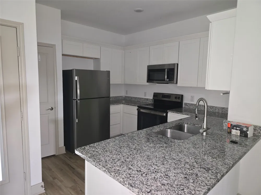 7520 Magnolia Village Village #101 San Antonio, TX 78252