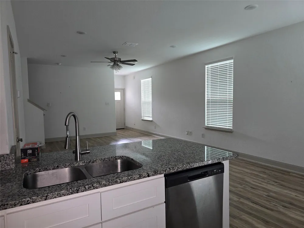 7520 Magnolia Village Village #101 San Antonio, TX 78252