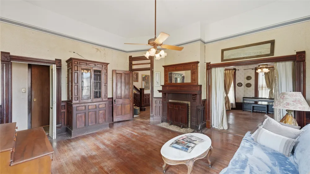 503 Main Street Martindale, TX 78655