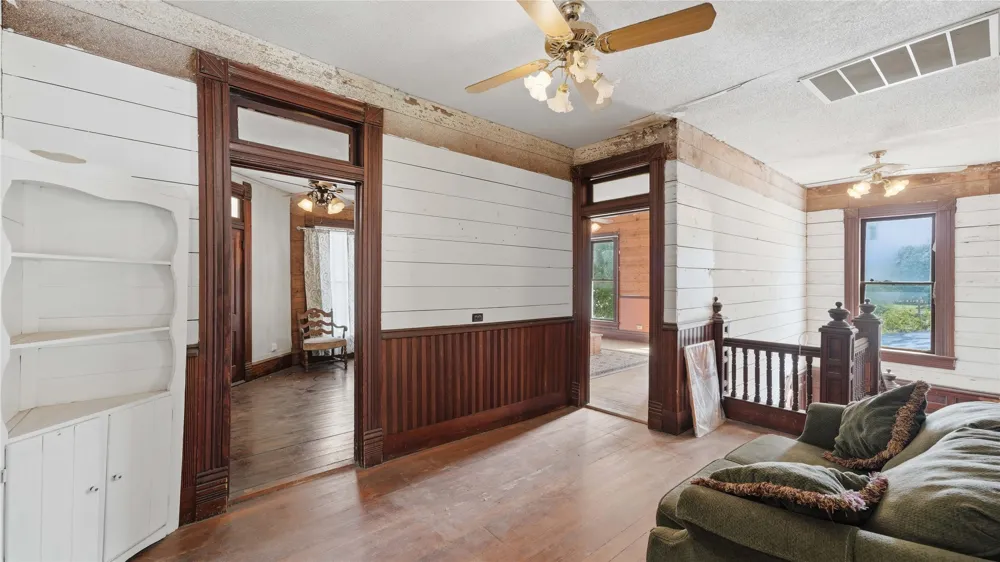 503 Main Street Martindale, TX 78655