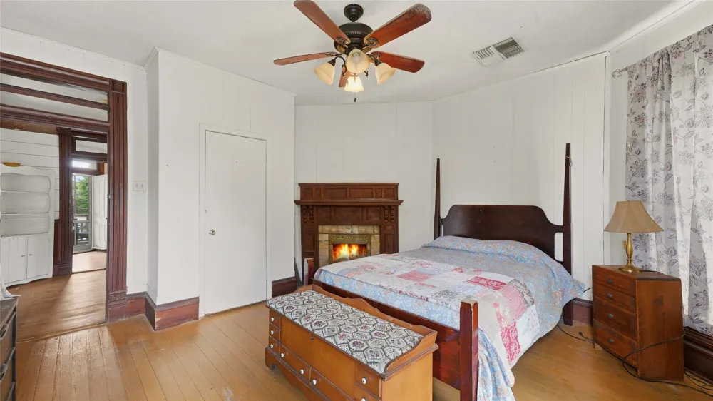 503 Main Street Martindale, TX 78655