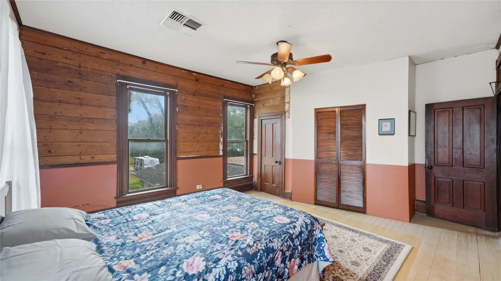 503 Main Street Martindale, TX 78655