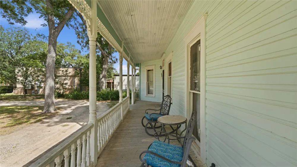 503 Main Street Martindale, TX 78655