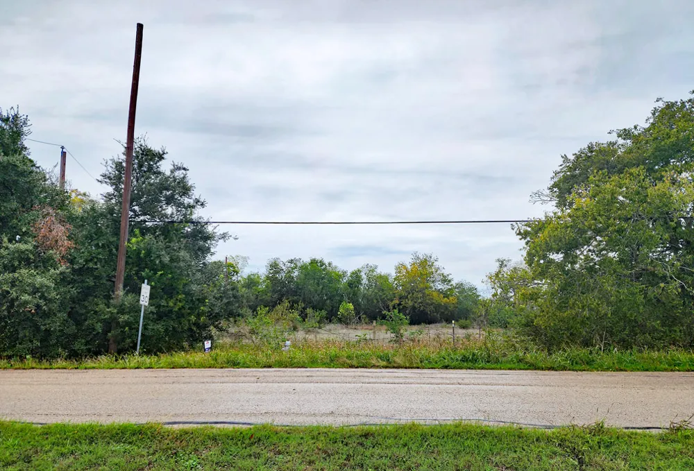 1411 Old Thorndale Road Taylor, TX 76574