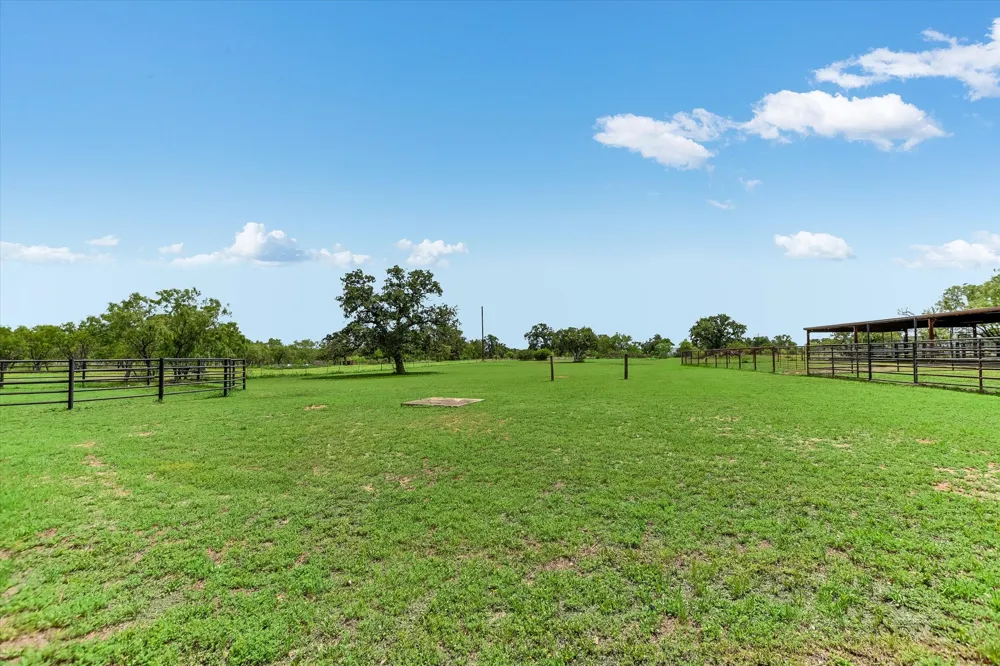 433 Paseo De Vaca Marble Falls, TX 78654