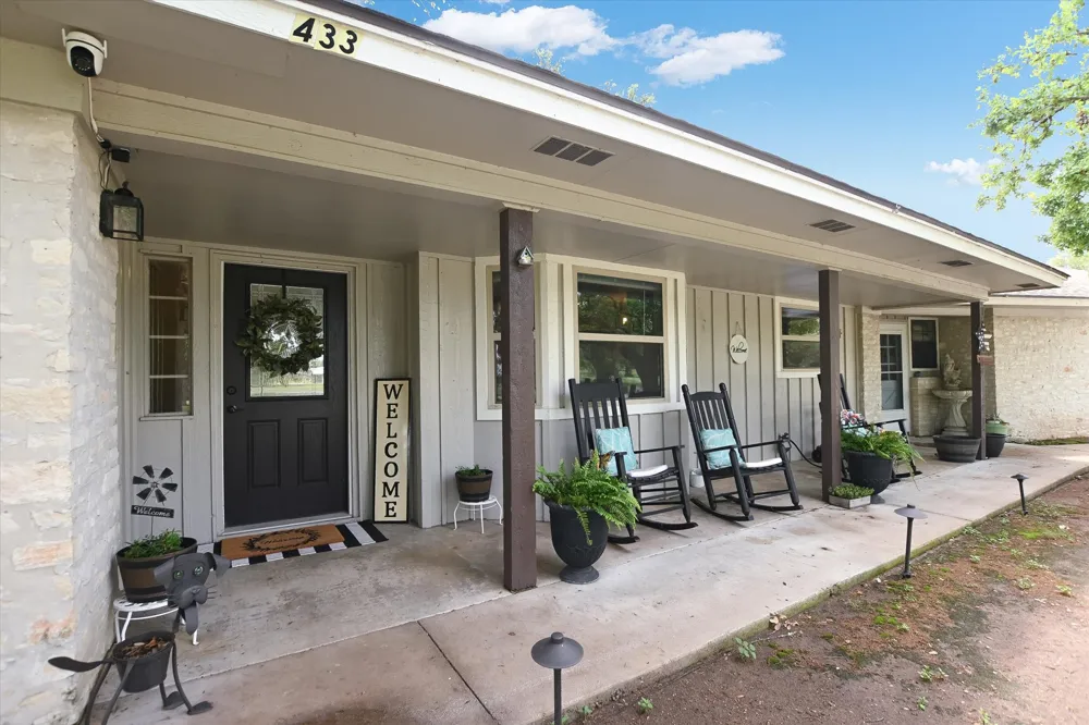 433 Paseo De Vaca Marble Falls, TX 78654