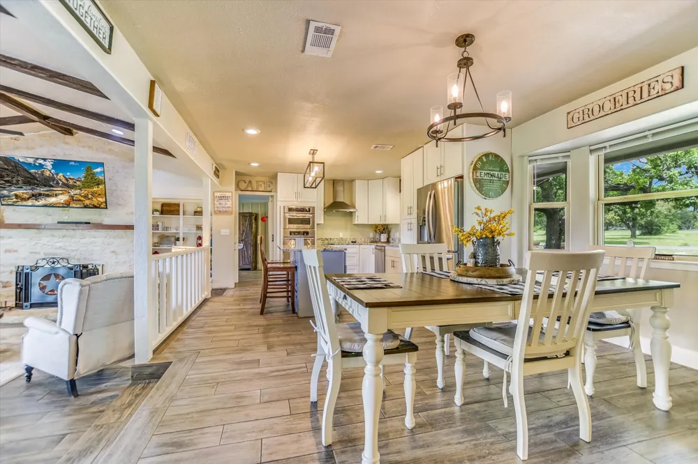 433 Paseo De Vaca Marble Falls, TX 78654
