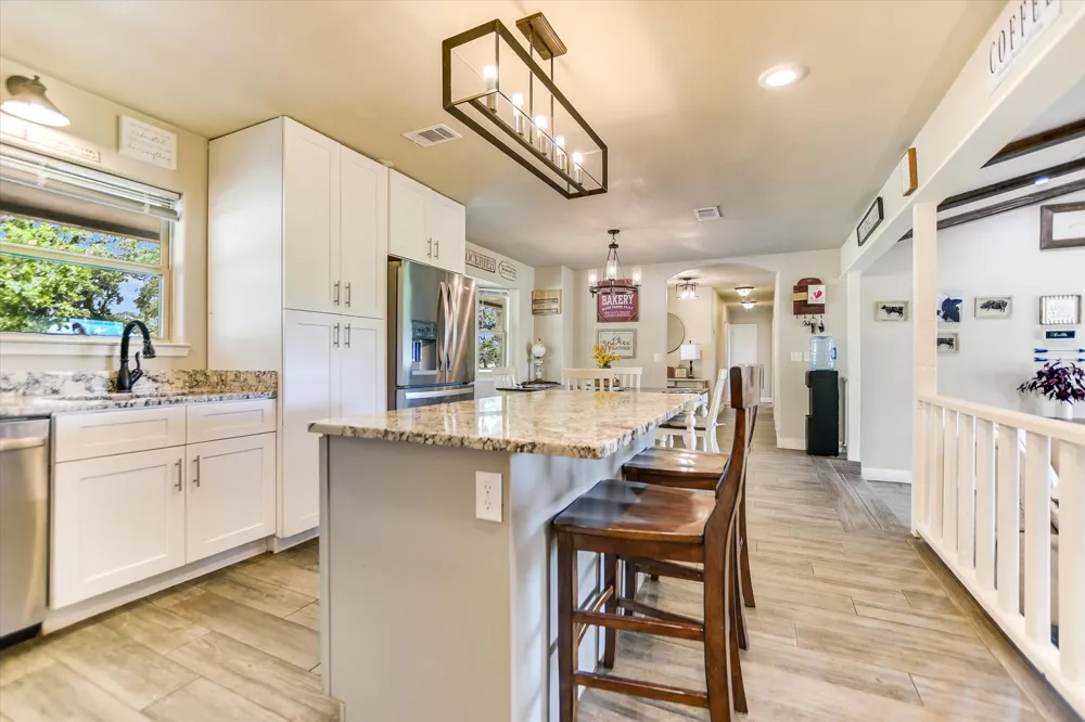 433 Paseo De Vaca Marble Falls, TX 78654
