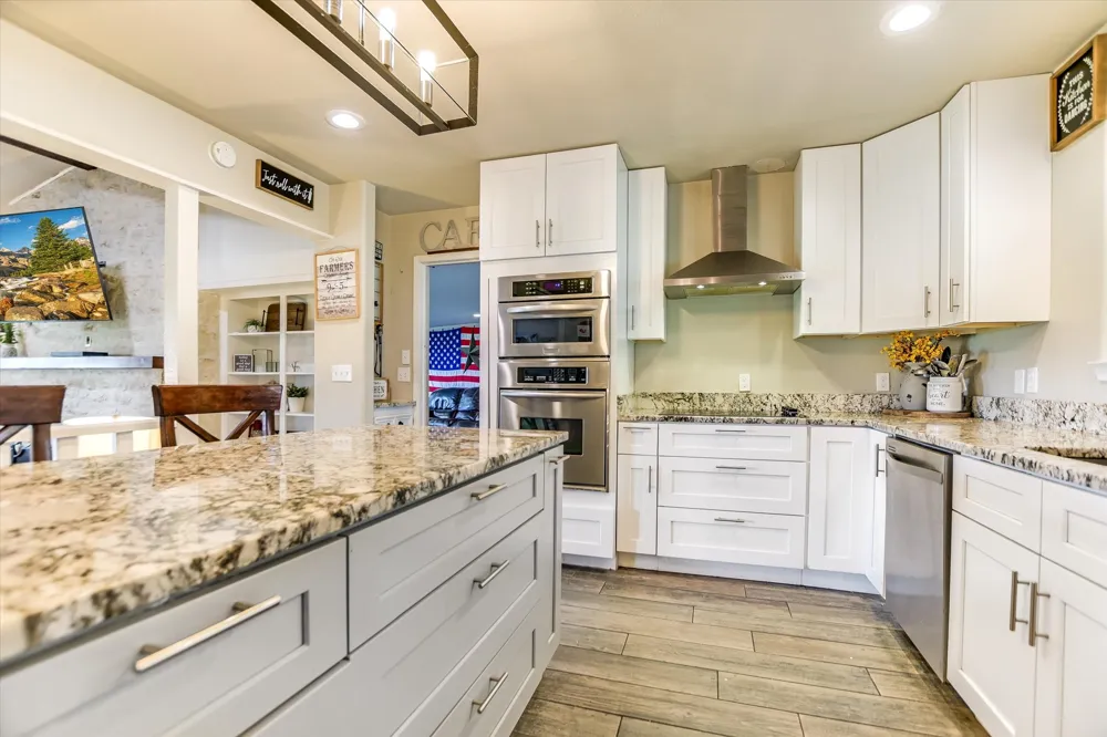 433 Paseo De Vaca Marble Falls, TX 78654