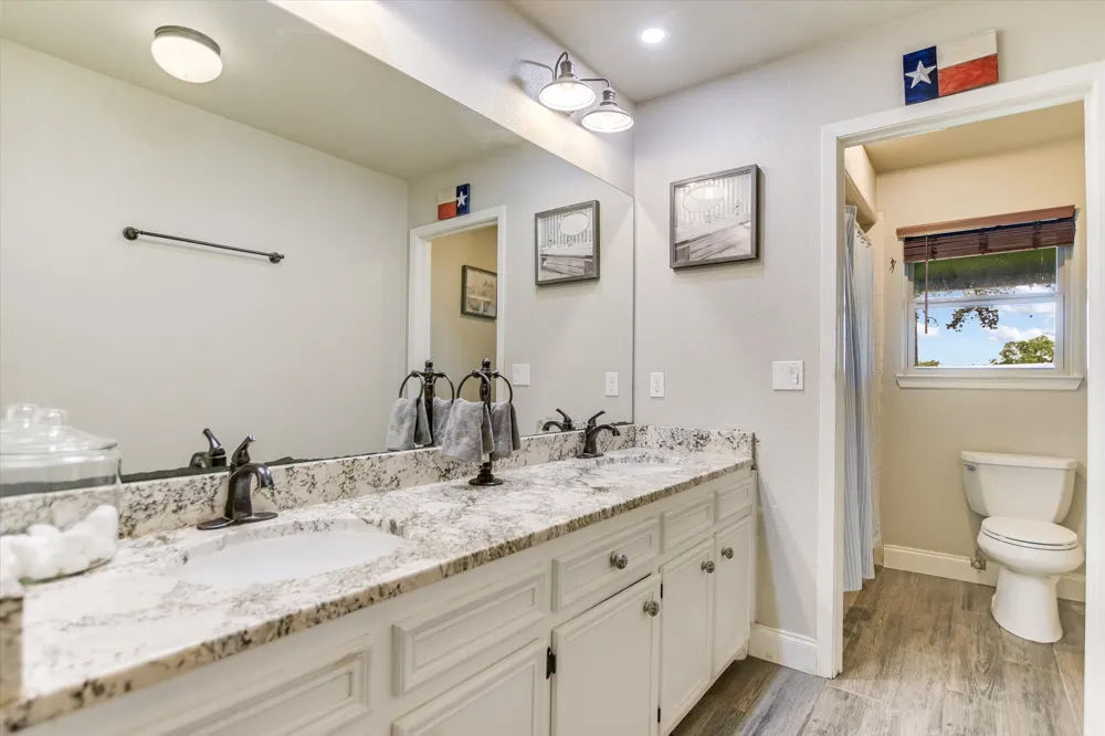 433 Paseo De Vaca Marble Falls, TX 78654