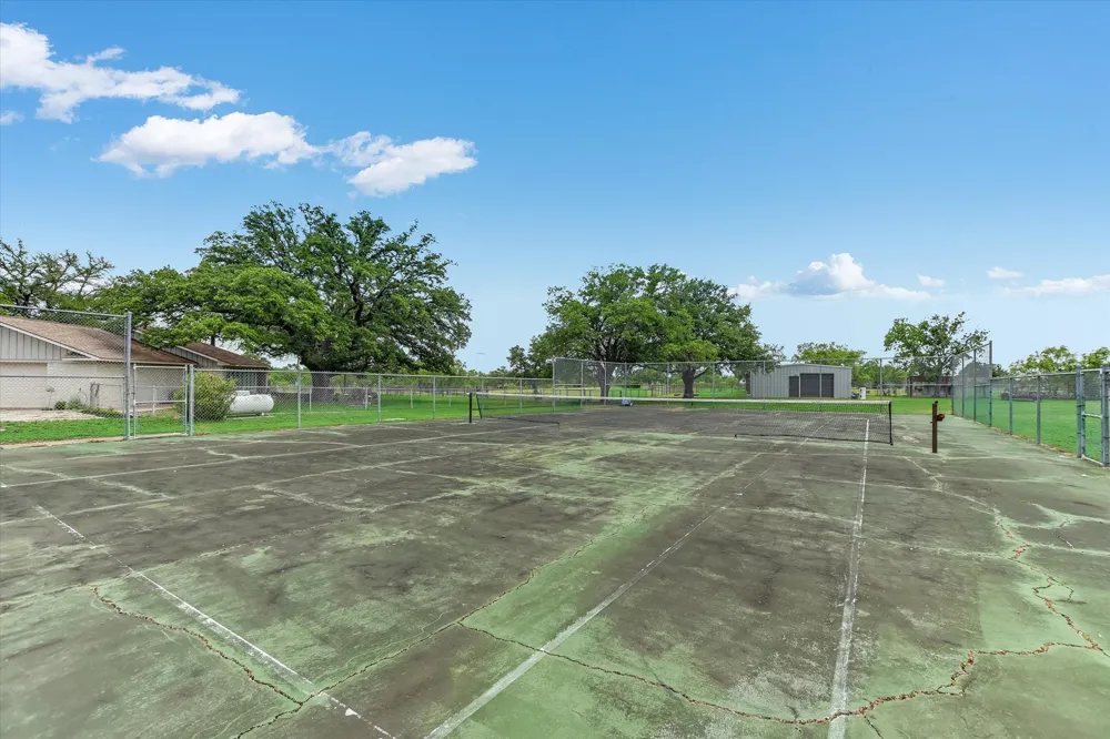 433 Paseo De Vaca Marble Falls, TX 78654
