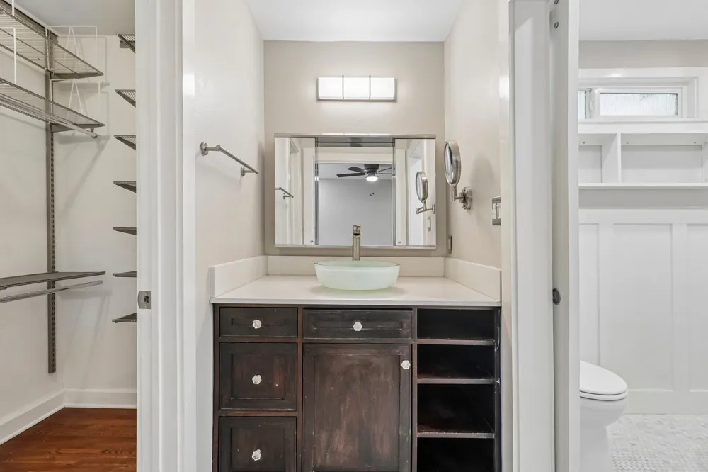 4315 Bellvue Avenue Austin, TX 78756