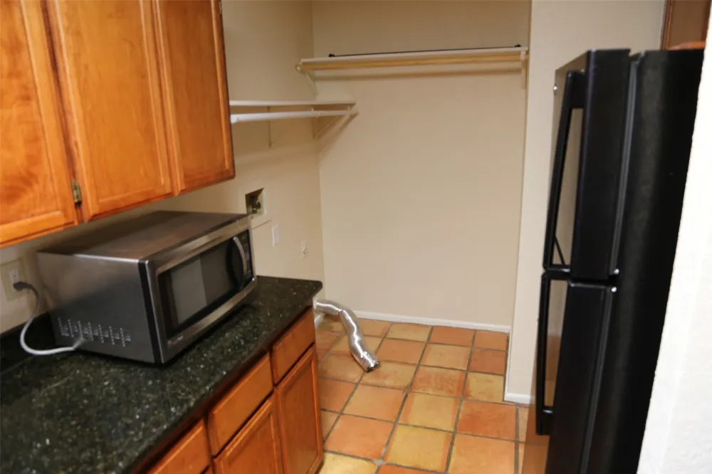 4 Deerfield Drive #D Wimberley, TX 78676