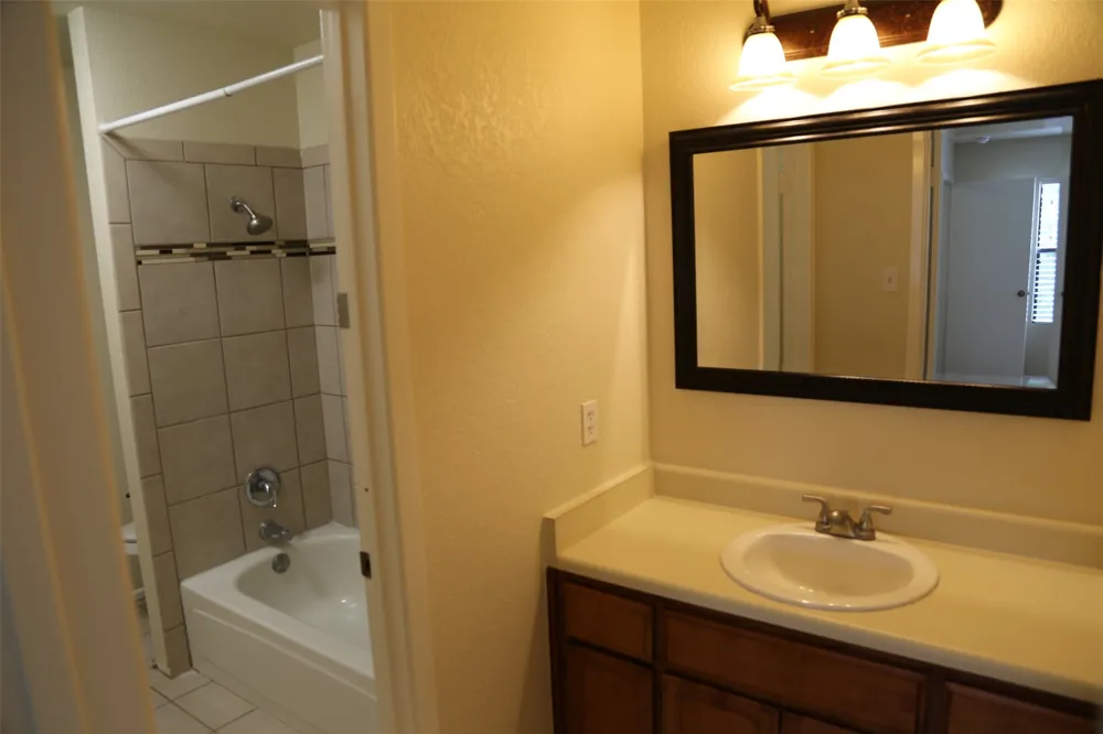4 Deerfield Drive #D Wimberley, TX 78676