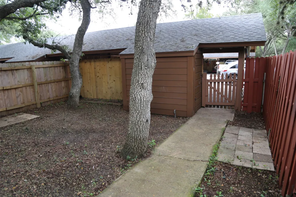 4 Deerfield Drive #D Wimberley, TX 78676