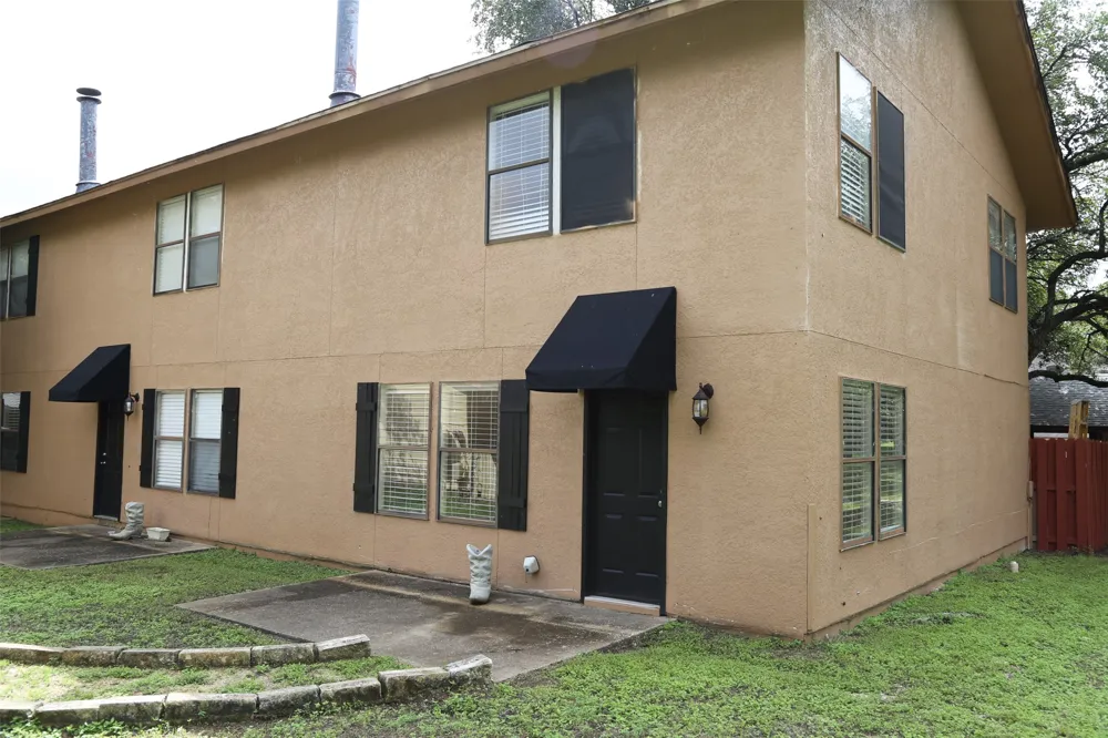 4 Deerfield Drive #D Wimberley, TX 78676