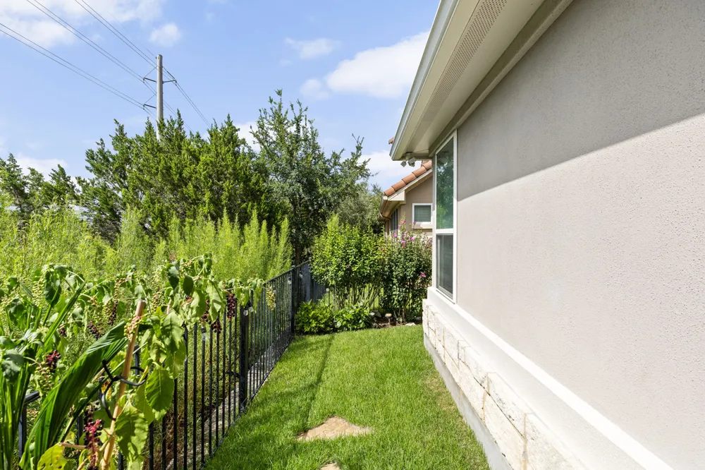 11912 Mira Vista Way #VH28 Austin, TX 78726