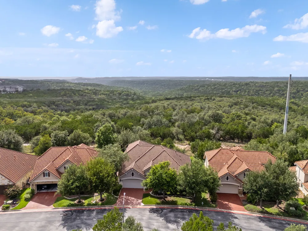 11912 Mira Vista Way #VH28 Austin, TX 78726
