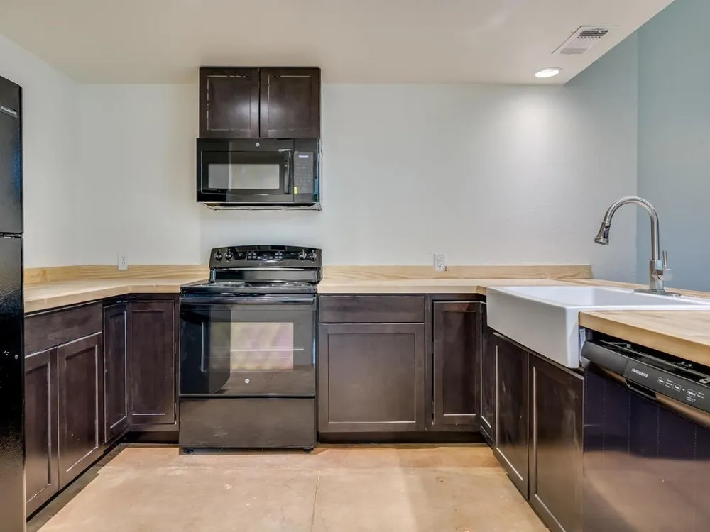 110 S Main Street #103 Elgin, TX 78621