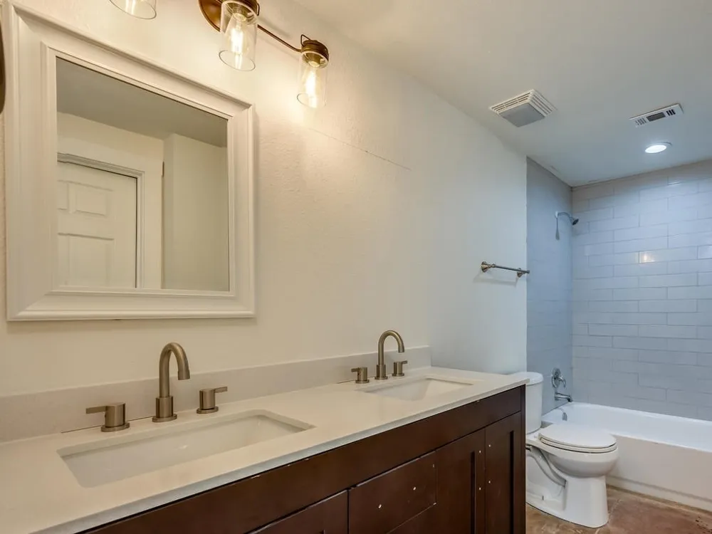 110 S Main Street #103 Elgin, TX 78621