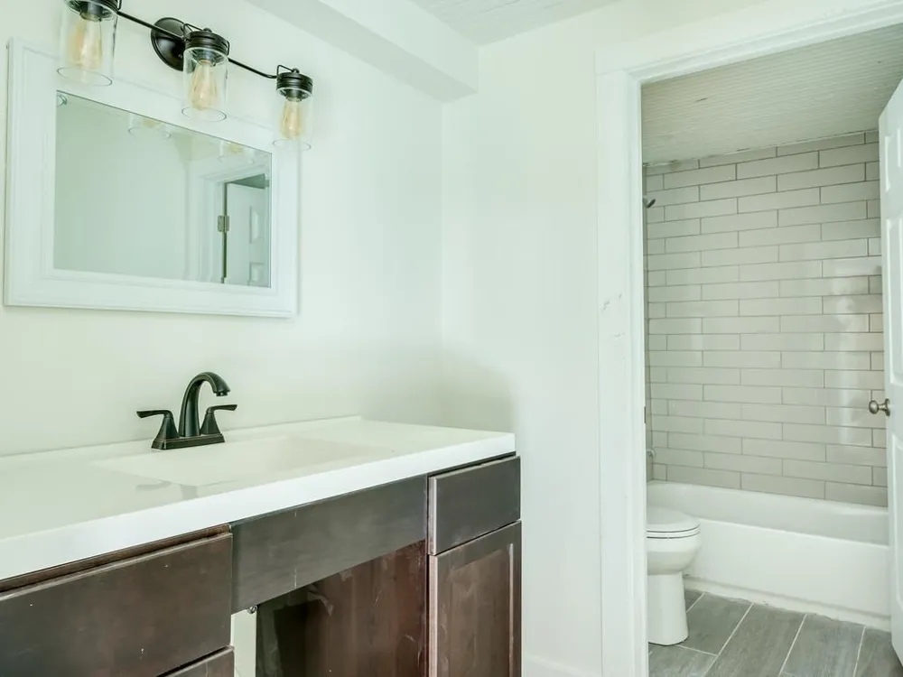 110 S Main Street #103 Elgin, TX 78621