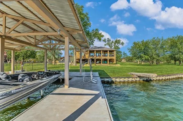 360 Campa Pajama Lane Kingsland, TX 78639
