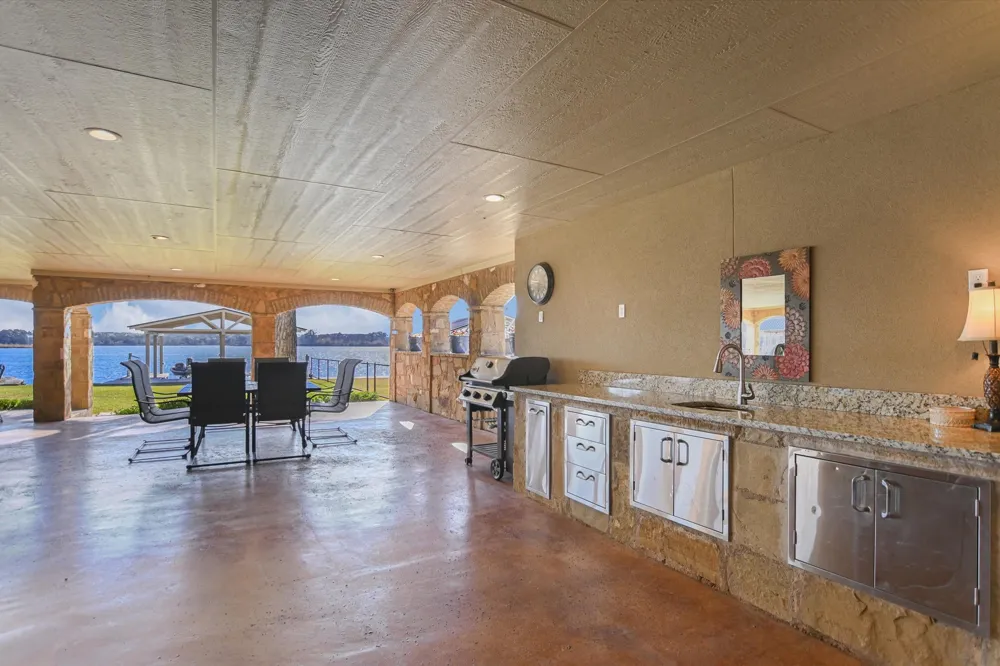 360 Campa Pajama Lane Kingsland, TX 78639