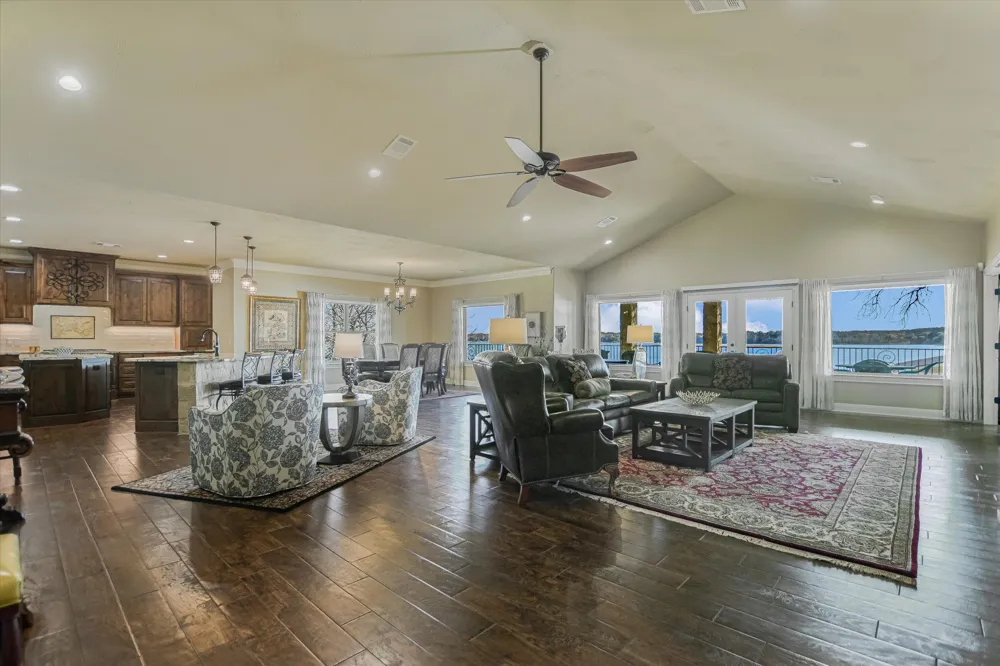 360 Campa Pajama Lane Kingsland, TX 78639
