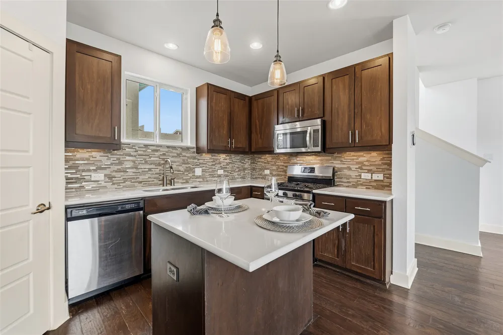 2605 Witsome Loop #40 C Austin, TX 78741