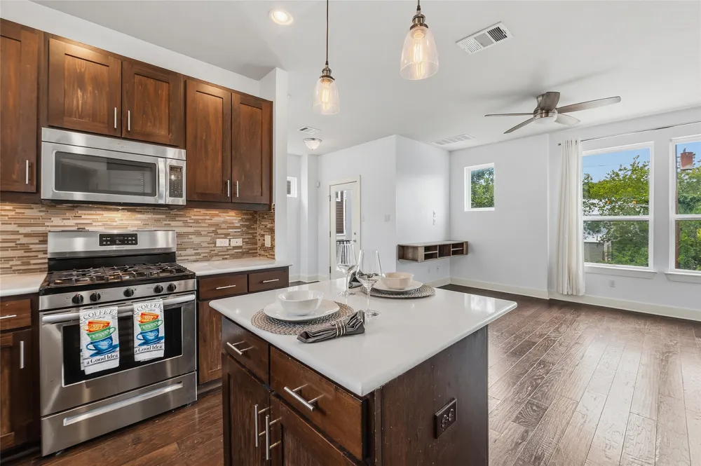 2605 Witsome Loop #40 C Austin, TX 78741
