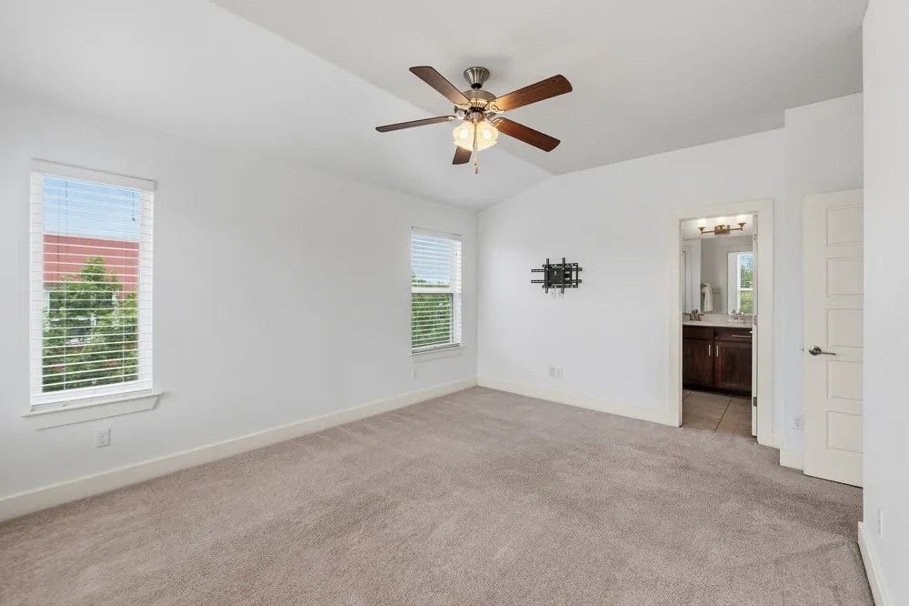 2605 Witsome Loop #40 C Austin, TX 78741