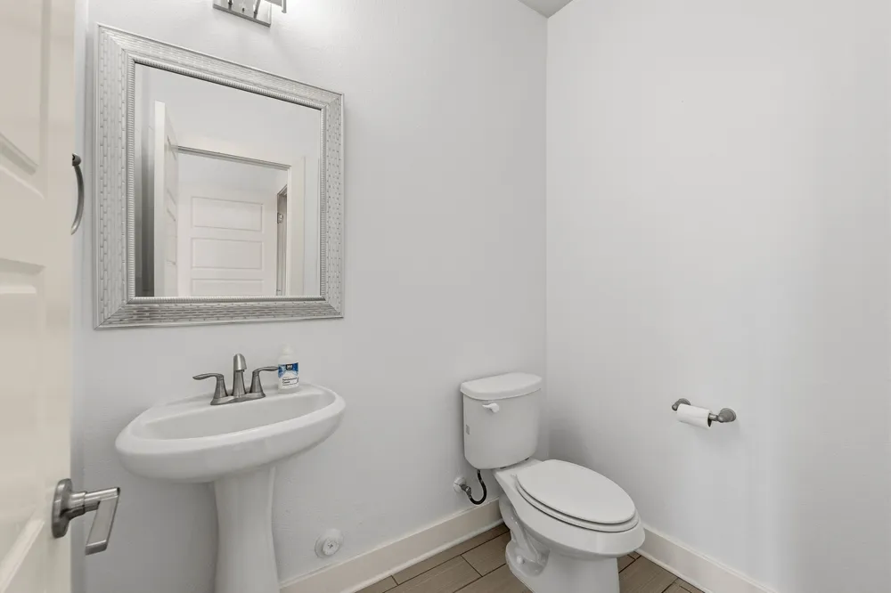 2605 Witsome Loop #40 C Austin, TX 78741
