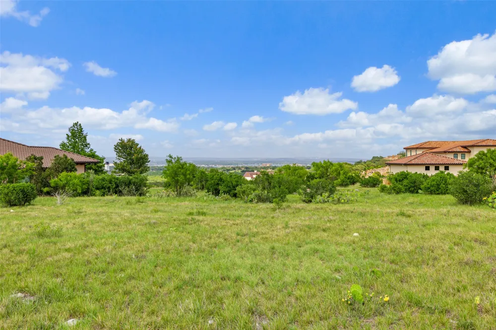 36 Feathergrass Horseshoe Bay, TX 78657