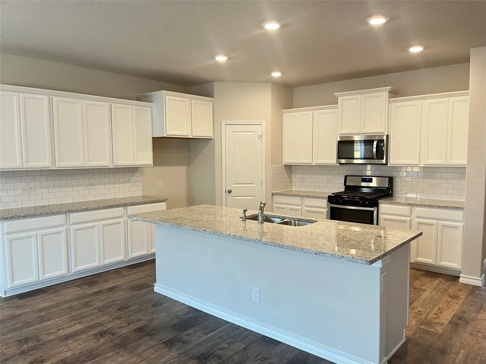 445 Blue Stem Road New Braunfels, TX 78130
