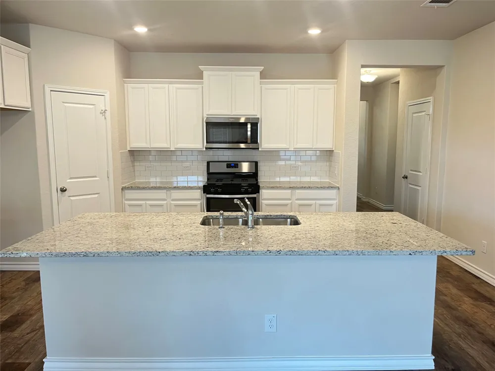 445 Blue Stem Road New Braunfels, TX 78130