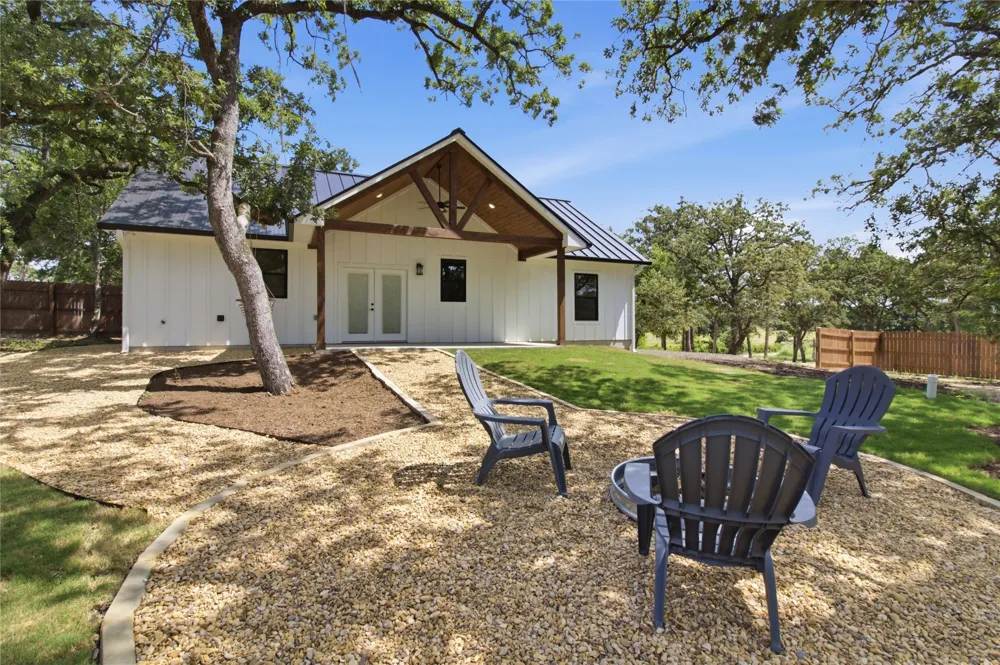 495 Cypress Trail Loop Rockdale, TX 76567
