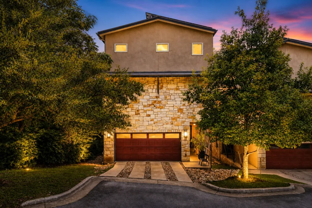 1142 Lost Creek Boulevard #12 Austin, TX 78746