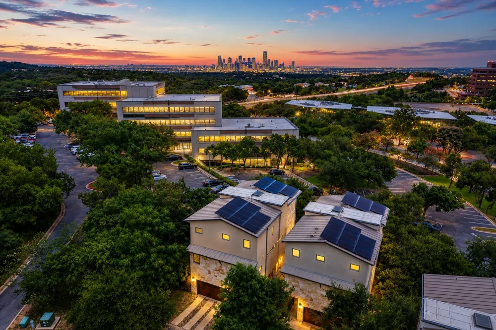 1142 Lost Creek Boulevard #12 Austin, TX 78746