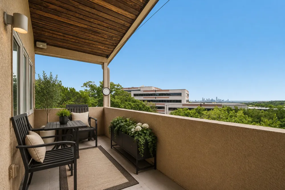 1142 Lost Creek Boulevard #12 Austin, TX 78746
