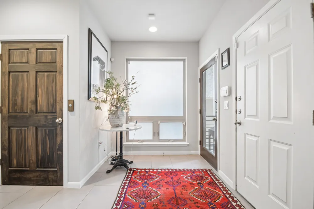 1142 Lost Creek Boulevard #12 Austin, TX 78746