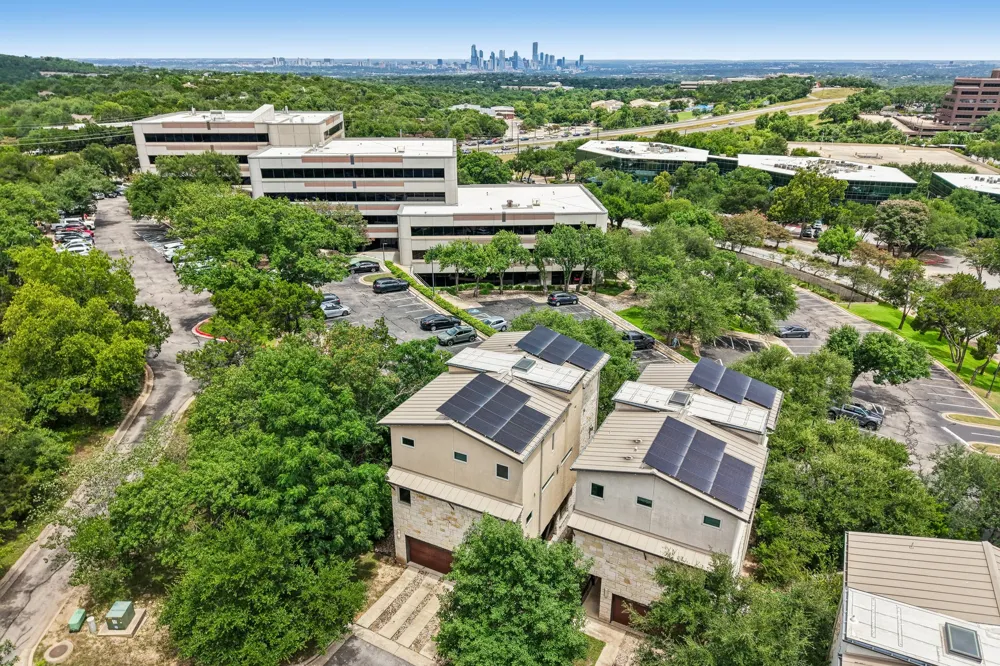 1142 Lost Creek Boulevard #12 Austin, TX 78746