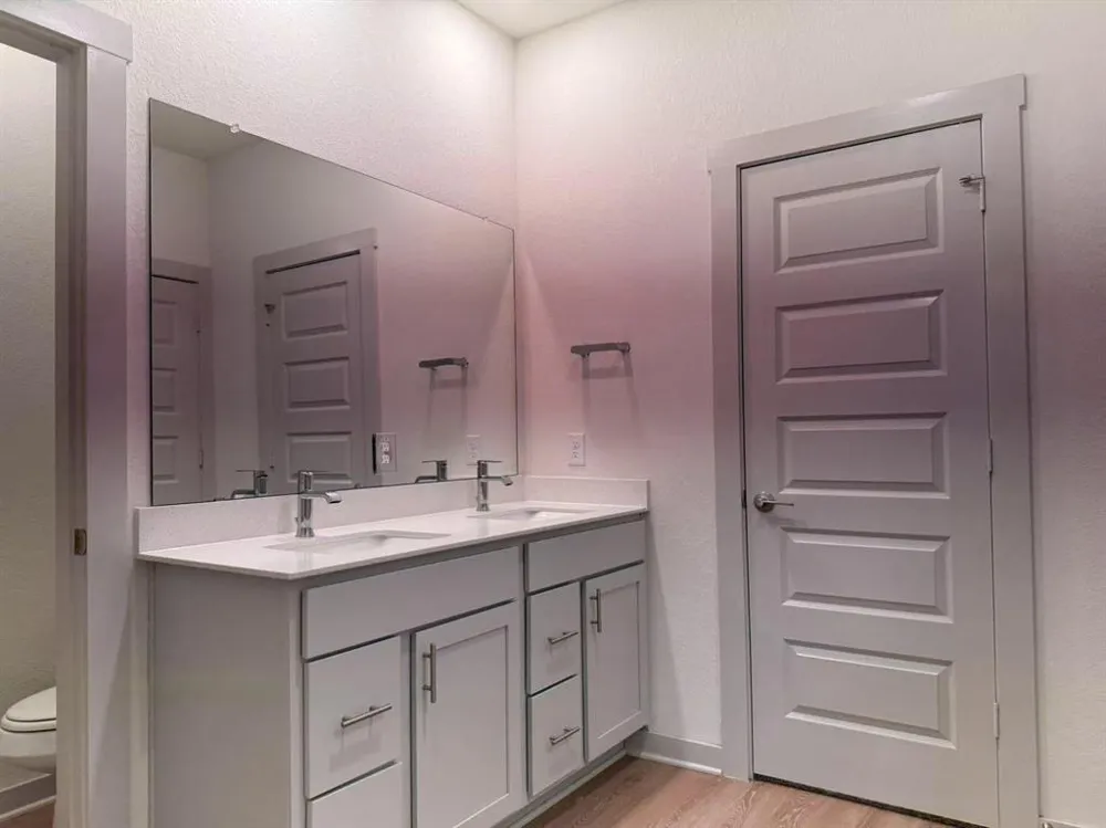 10609 Defender Trail Austin, TX 78754